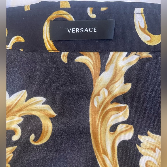 Versace Baroque Print Shirt - Size 46 - Authentic Designer Piece - Picture 3 of 4